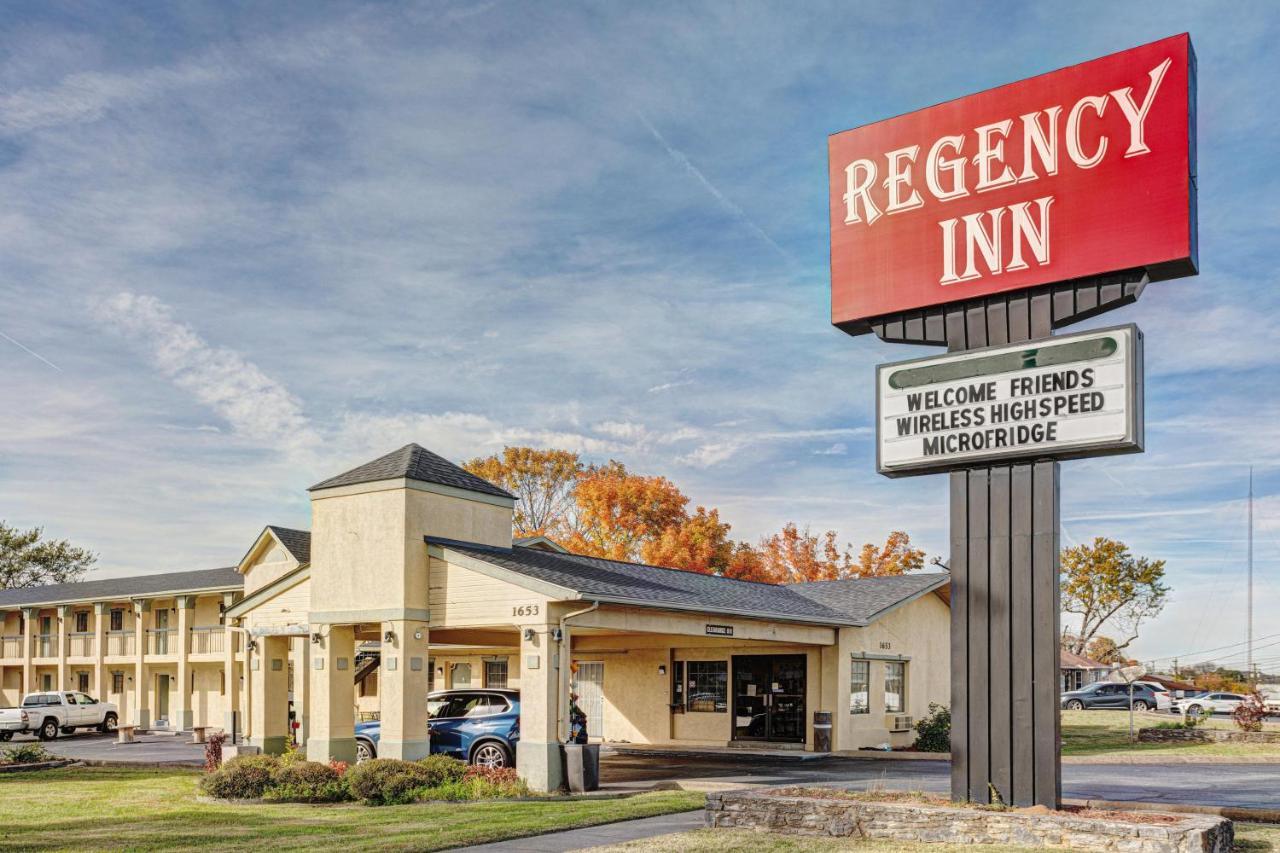 Regency Inn Fayetteville Екстериор снимка