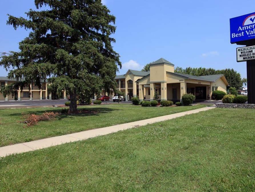Regency Inn Fayetteville Екстериор снимка